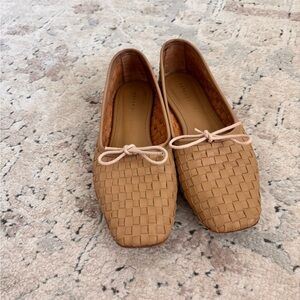 Freda Salvador Woven Jada tan Loafers with Bow